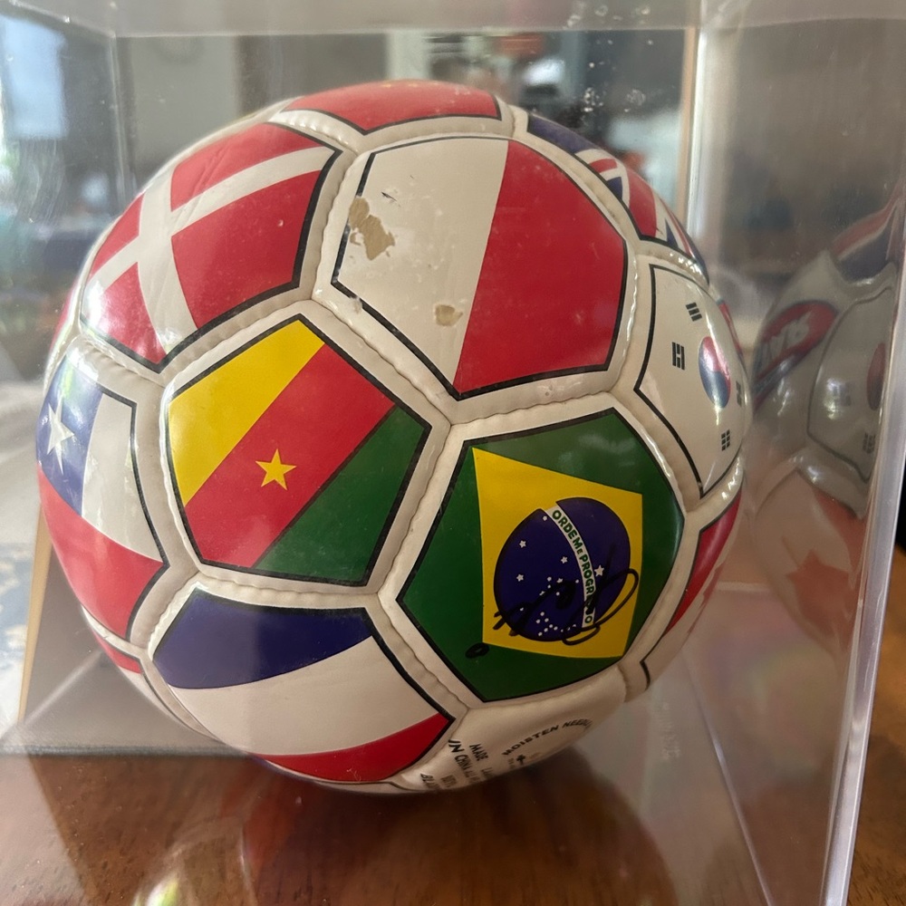 Pele soccer ball signed, I got it 20 years ago in an sport auction, never used